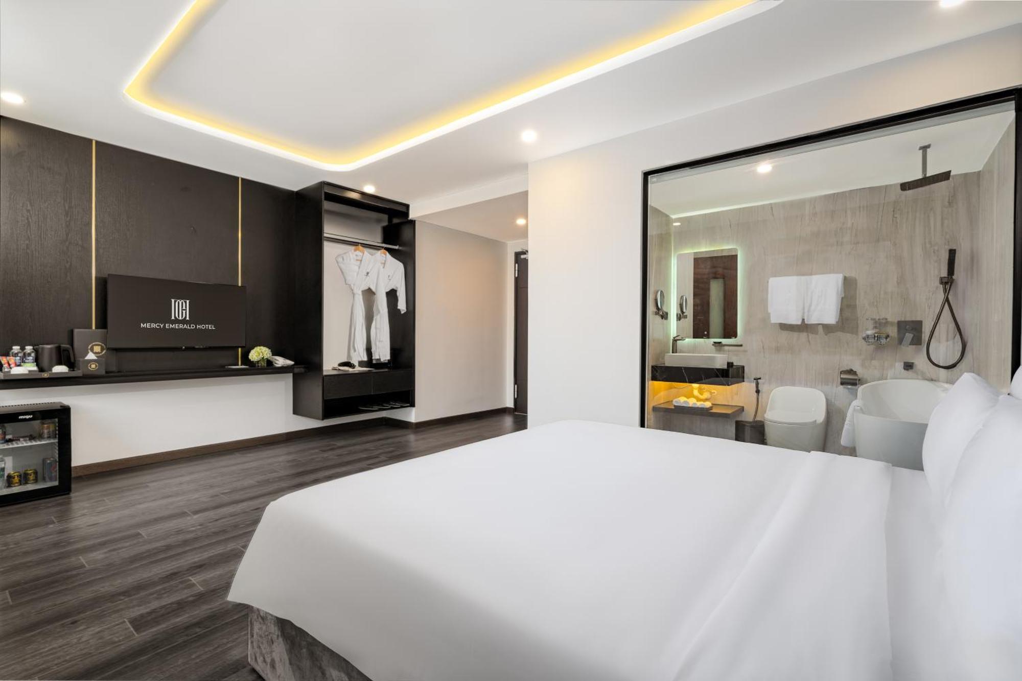 Mercy Emerald Hotel Đà Nẵng Exterior foto